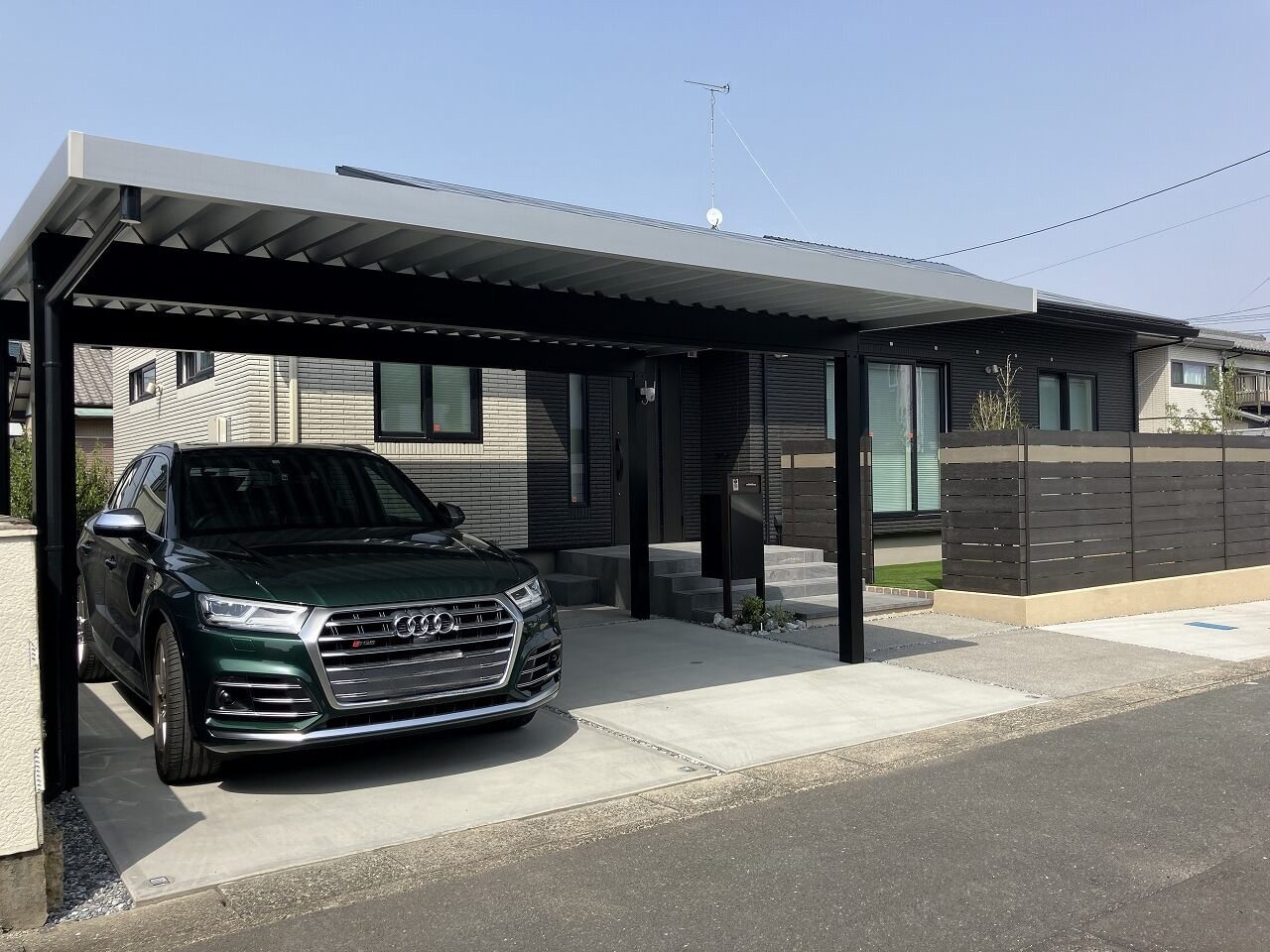 大人の余裕を感じさせる外構｜浜松市の外構・エクステリア専門店 まろうど