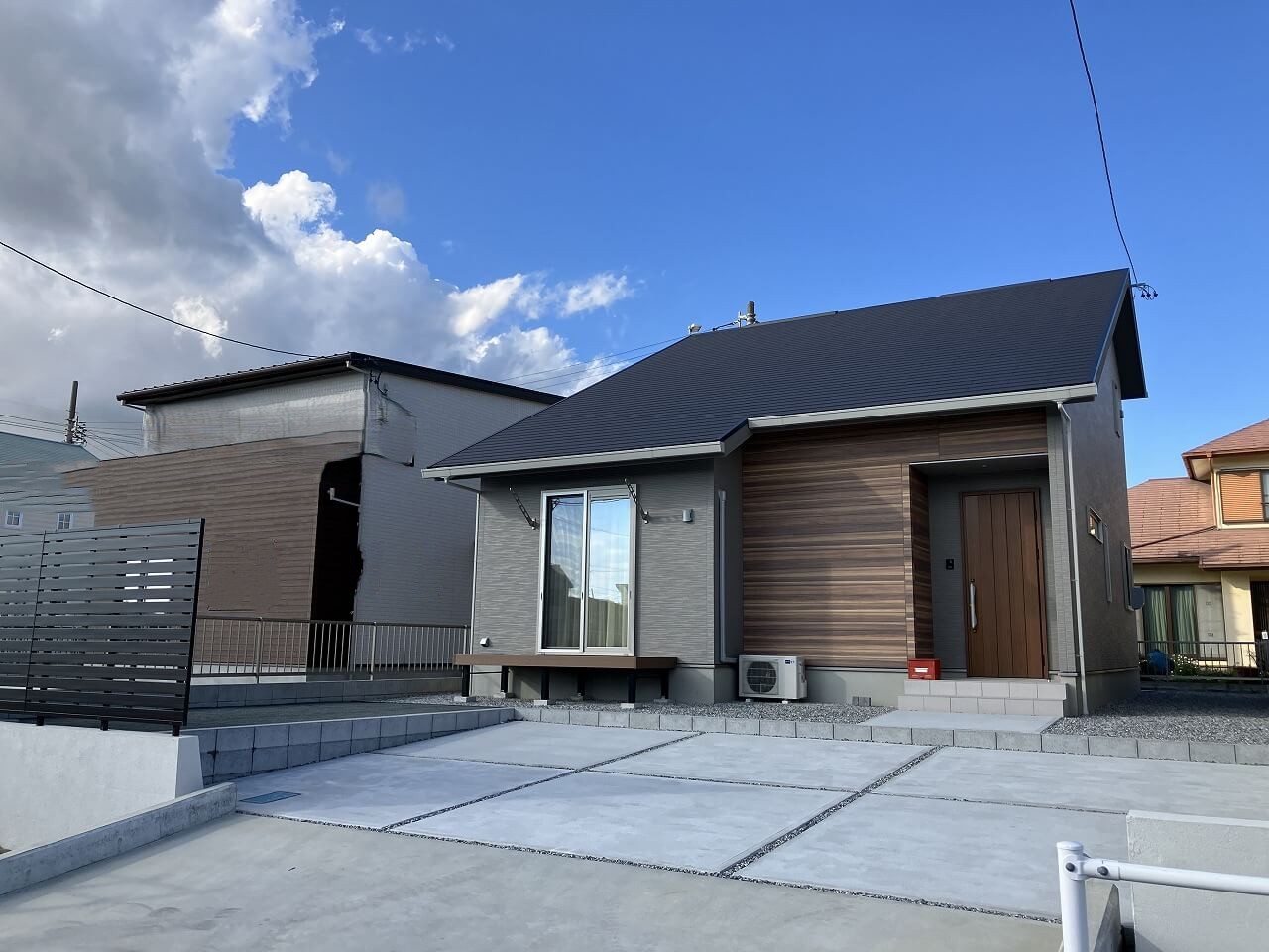 プライバシーもしっかり確保!開放的で機能的なお庭|浜松市の外構・エクステリア専門店 まろうど