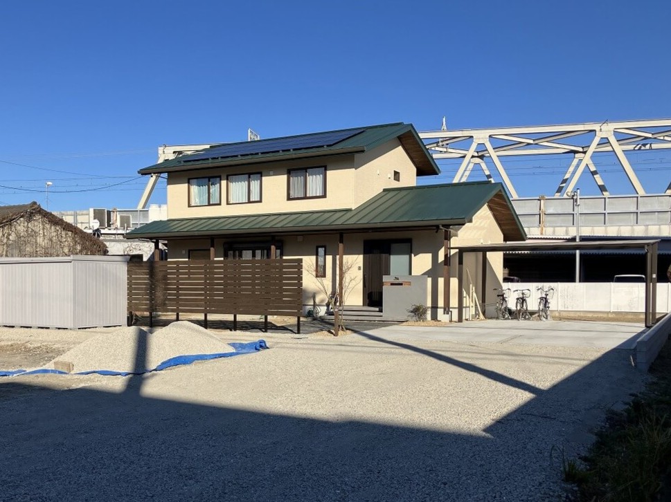 静かな広がりを楽しむ、余白のある新築外構｜浜松市の外構・エクステリア専門店 まろうど