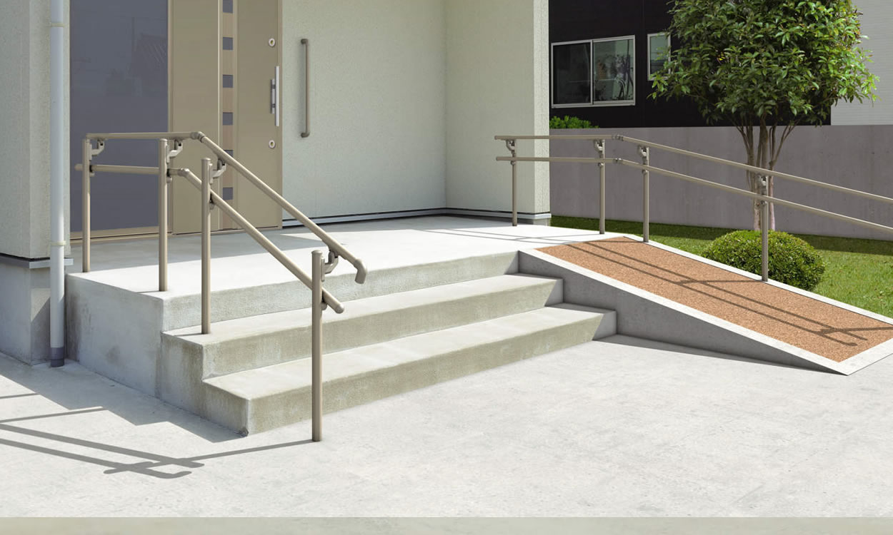 階段やアプローチに補助手すり｜浜松市の外構・エクステリア専門店 まろうど